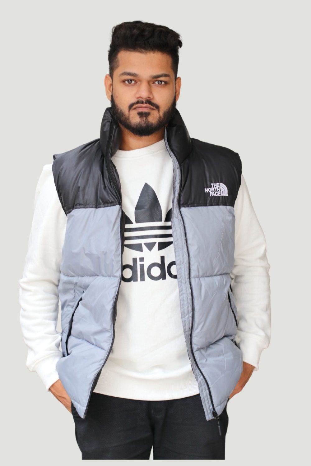 The North Face Vest Jacket – Lightweight, Durable, and Stylish