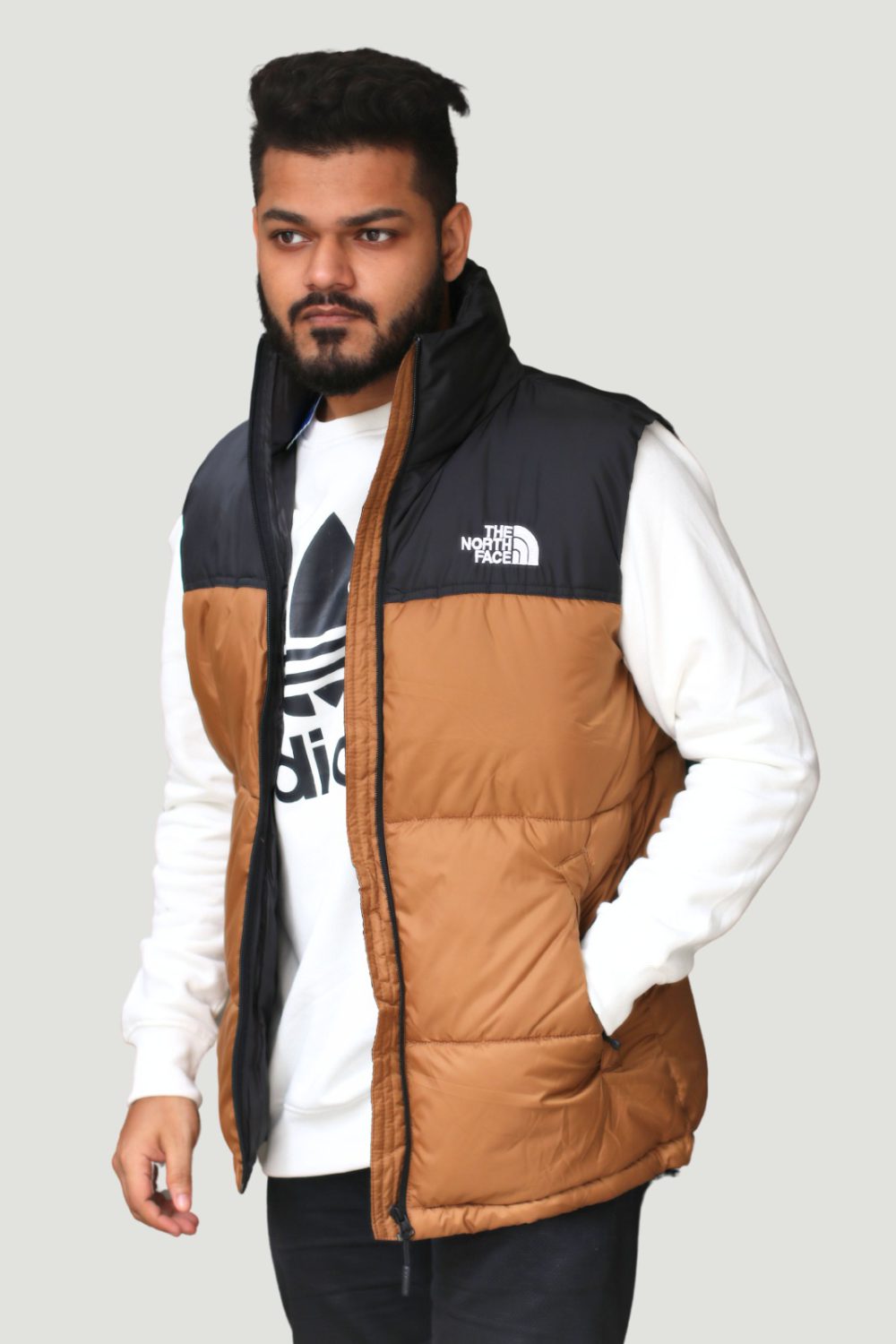 The North Face Vest Jacket – Lightweight, Durable, and Stylish