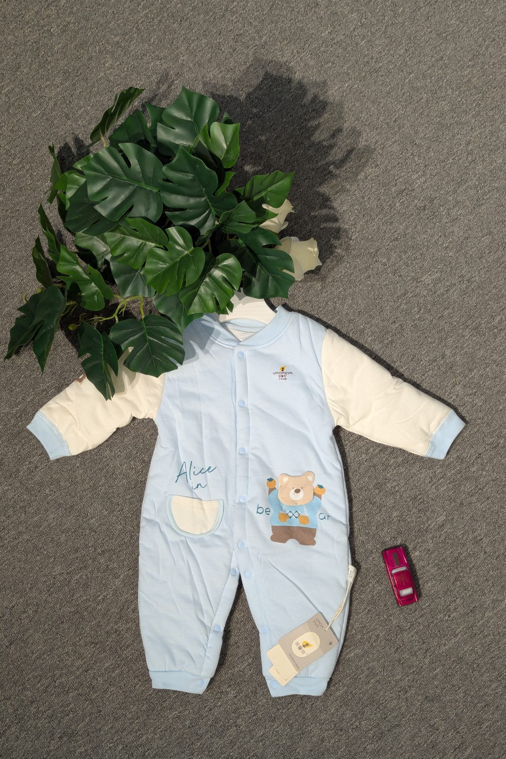 Baby’s Romper – Soft, Stylish, and Easy-to-Wear