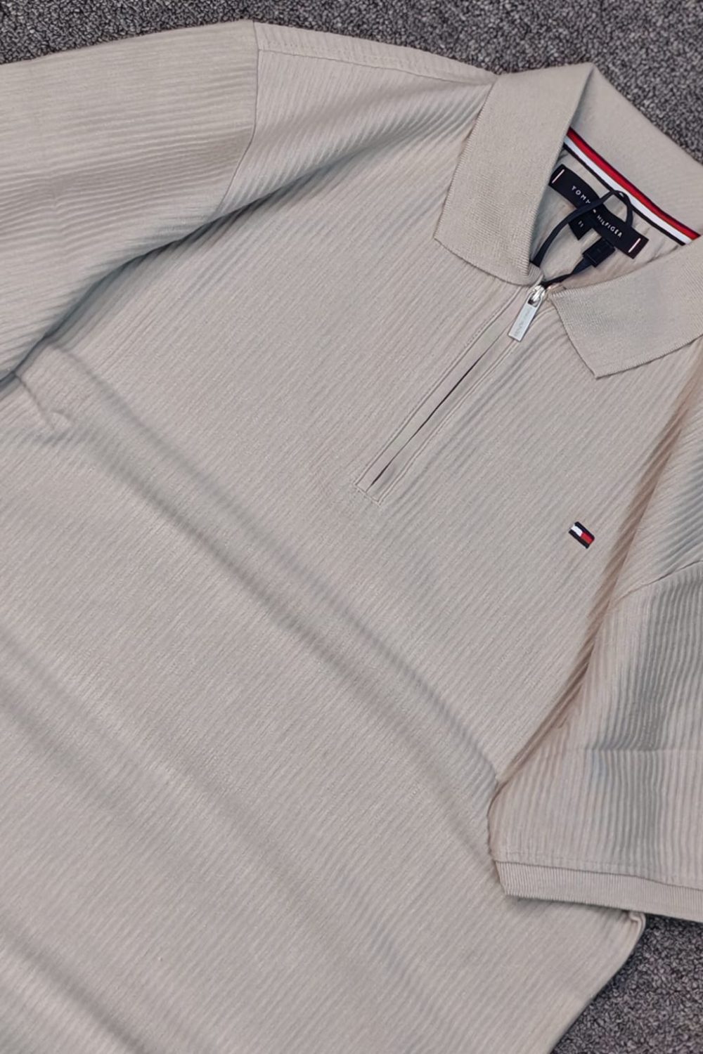 Tommy Zipper Polo Shirt – Where Style Meets Innovation | TZP-01