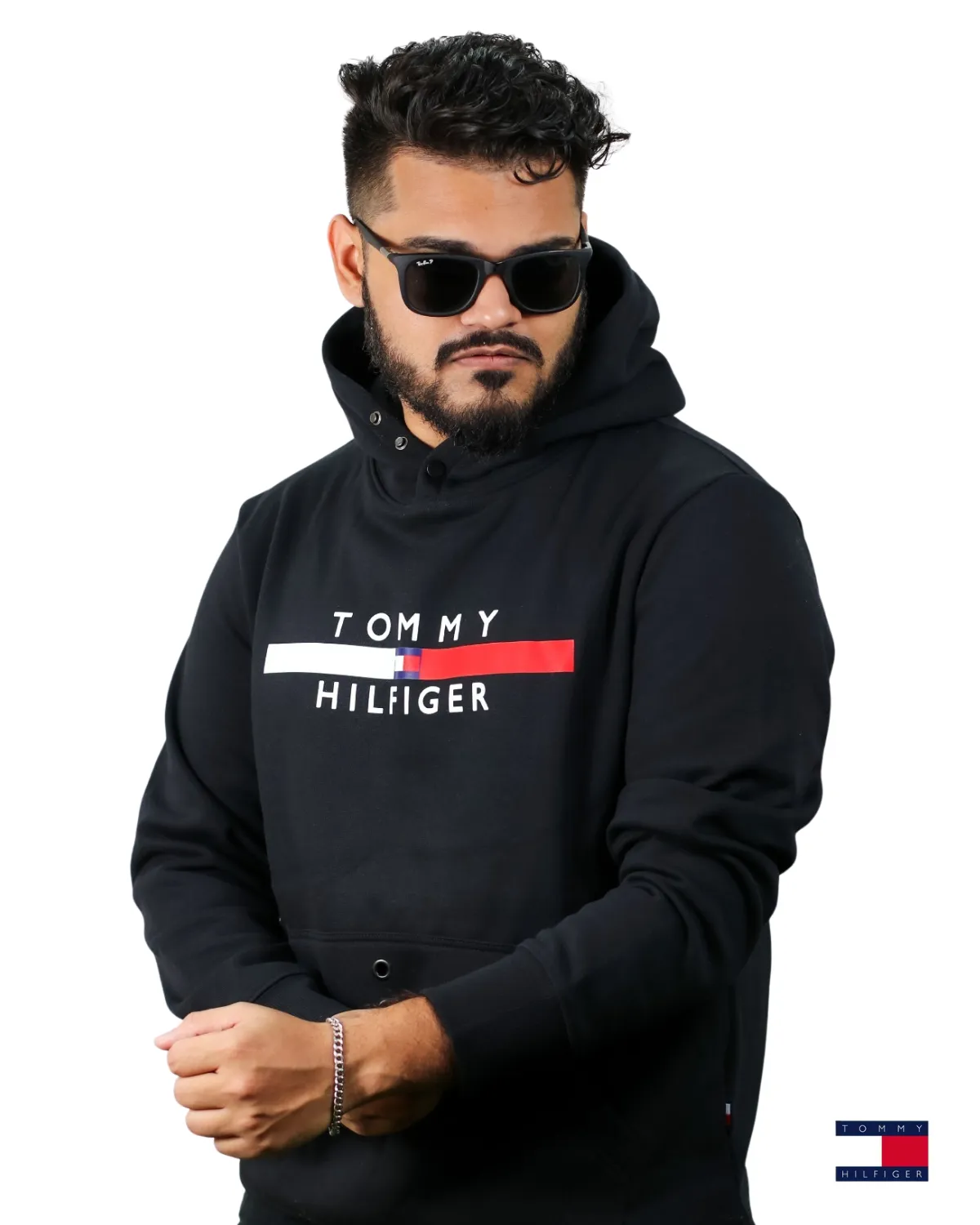 Tommy Hilfiger Hoodie Black_optimized (1) Tommy Hilfiger Hoodie Black_optimized (1)