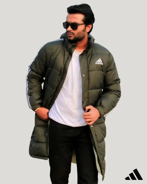 Man wearing dark olive long sherpa fleece jacket with fleece lining, trendy full-length winter coat for men in Bangladesh